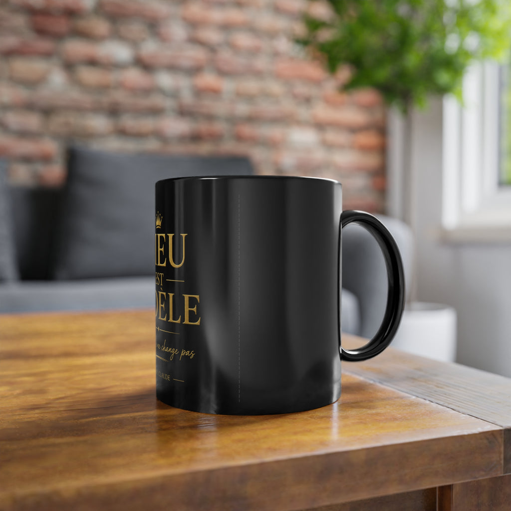 Mug Noir “Dieu est Fidèle” – Sa Parole ne Change Pas | Nzaou Claude